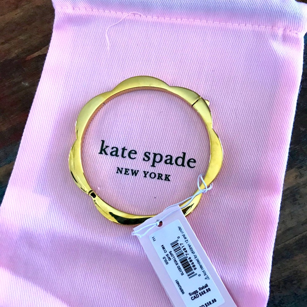 Kate Spade ♠️ Gold Hinge Bangle